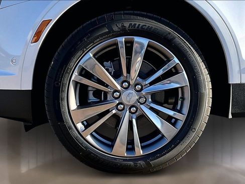 New 2026 Cadillac XT5 Premium Luxury w/ Driver Assist Package image 12