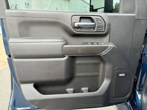 Used 2022 GMC Sierra 2500 AT4 w/ AT4 Premium Plus Package image 23