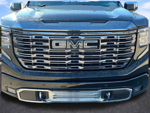 Used 2023 GMC Sierra 1500 Denali Ultimate image 13