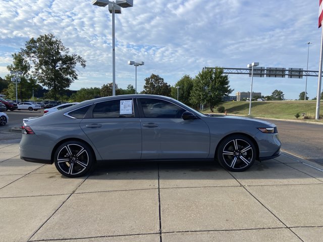 Used 2023 Honda Accord Sport image 13