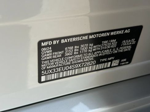 Used 2025 BMW X5 M60i AWD/4WD image 32