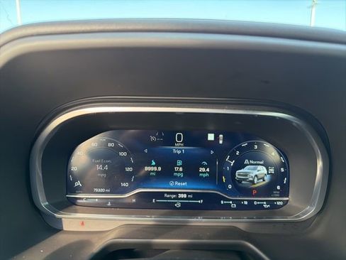 Used 2022 Chevrolet Tahoe High Country image 13