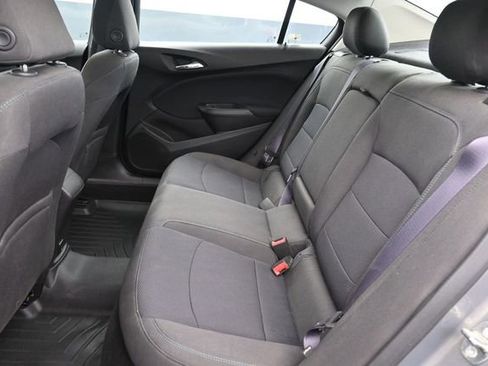 Used 2017 Chevrolet Cruze LT w/ Convenience Package FWD image 29