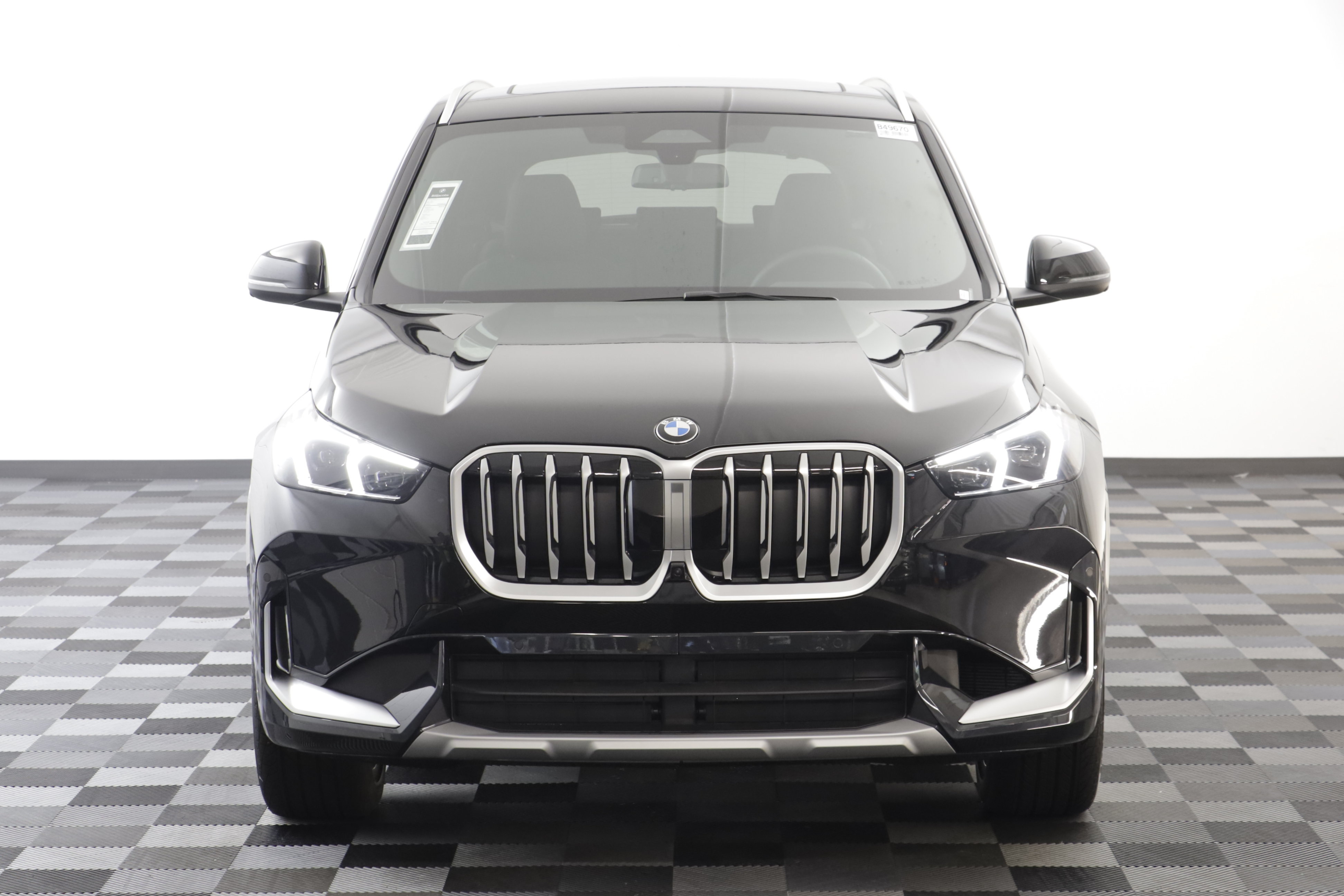 New 2027 BMW X1 xDrive28i AWD/4WD image 24