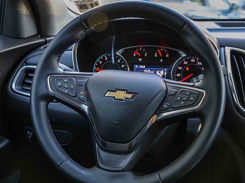 Used 2024 Chevrolet Equinox LT image 9