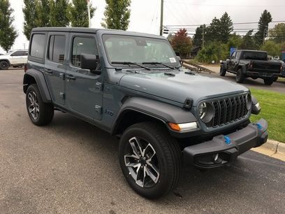New 2024 Jeep Wrangler Unlimited w/ Convenience Group
