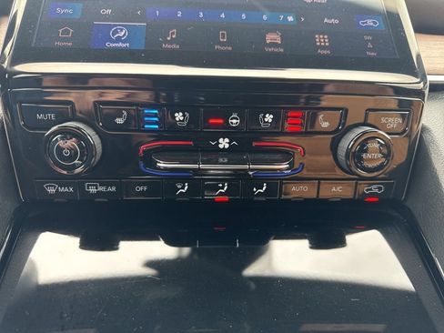 Used 2024 Jeep Grand Cherokee Summit AWD/4WD image 21