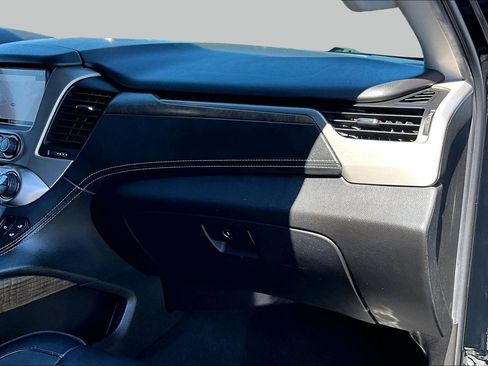 Used 2018 GMC Yukon XL Denali w/ Denali Ultimate Package image 11