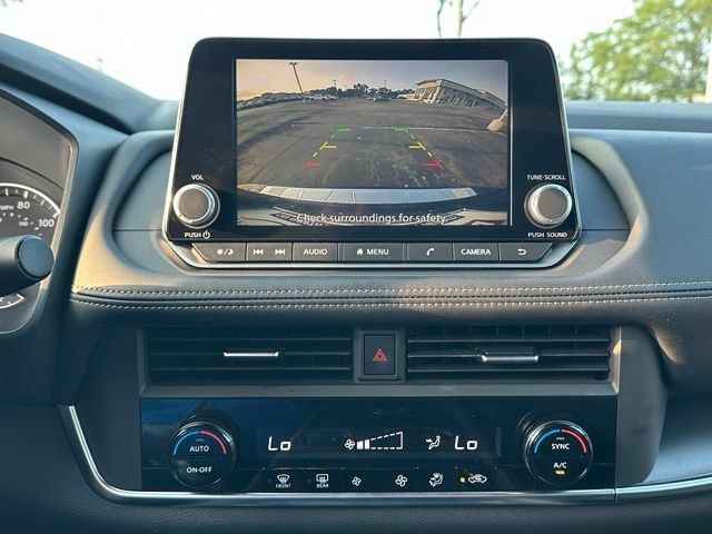 Certified 2025 Nissan Rogue SV AWD/4WD image 33