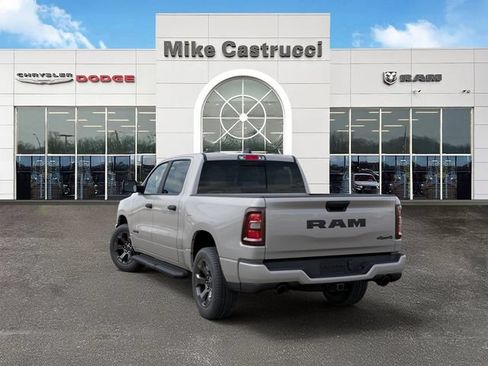 New 2026 RAM 1500 Express AWD/4WD image 4