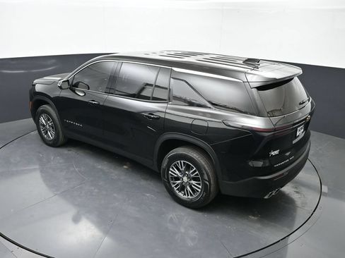 Used 2024 Chevrolet Traverse LS AWD/4WD image 30