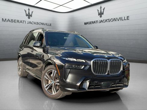 Used 2023 BMW X7 xDrive40i w/ Executive Package image 1