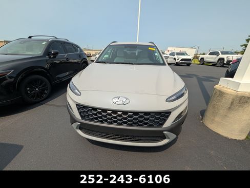 Used 2023 Hyundai Kona SEL AWD/4WD image 7