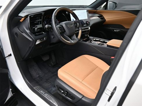 Used 2023 Lexus RX 350 Premium Plus w/ Cold Area Package image 2