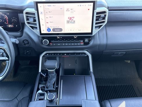 Used 2025 Toyota Tundra Platinum image 30