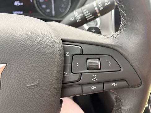 Used 2019 Cadillac XT4 Premium Luxury AWD/4WD image 25