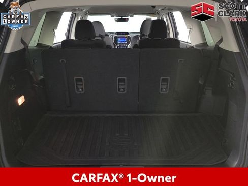Used 2022 Subaru Ascent Premium w/ Convenience Package AWD/4WD image 30