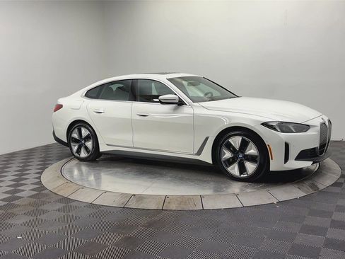 New 2026 BMW i4 xDrive40i w/ Parking Assistance Package image 6