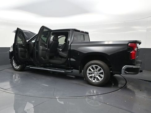 Used 2022 Chevrolet Silverado 1500 LTZ image 32