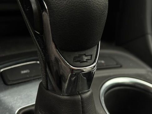 Used 2023 Chevrolet Equinox LT w/ Driver Convenience Package image 31