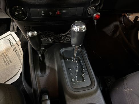 Used 2013 Jeep Wrangler Unlimited Sport AWD/4WD image 23