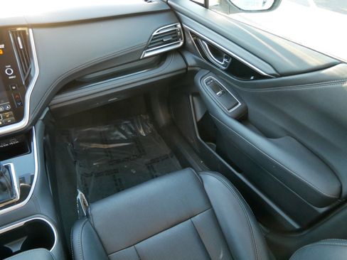 Certified 2023 Subaru Outback Limited image 11