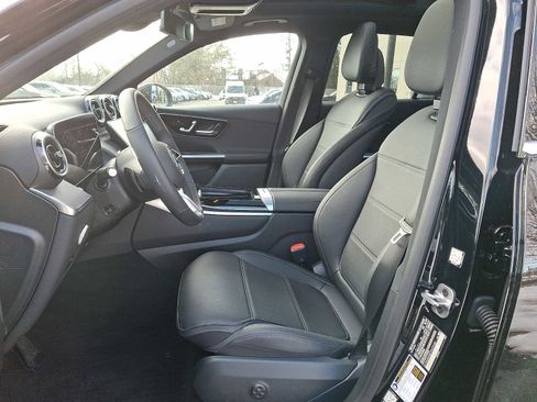 Certified 2026 Mercedes-Benz GLC 300 4MATIC image 9