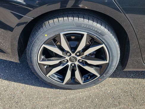 Used 2022 Chevrolet Malibu RS image 38