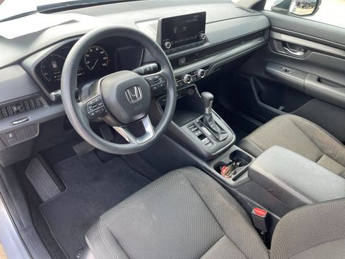 Used 2025 Honda CR-V LX image 10