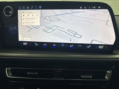 Used 2026 Chevrolet Traverse LT AWD/4WD image 18