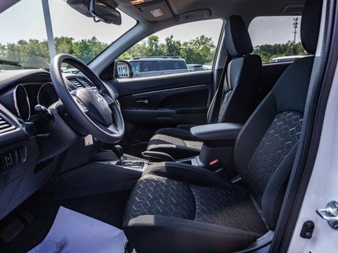 New 2025 Mitsubishi Outlander Sport ES image 14