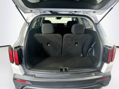 Used 2022 Kia Sorento LX FWD image 26