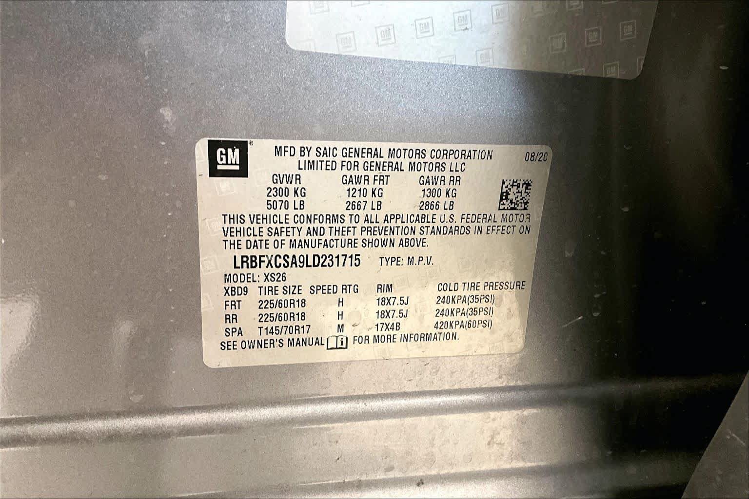 Used 2020 Buick Envision Essence w/ LPO, Cargo Package FWD image 30