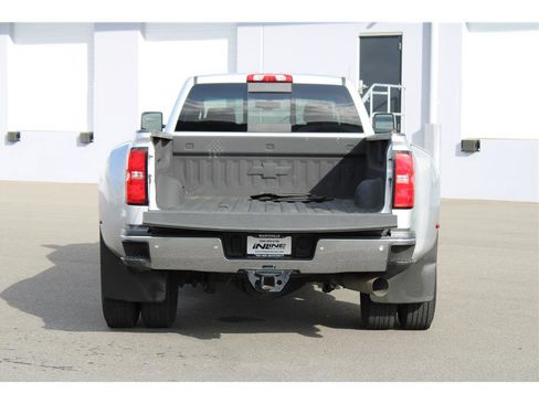 Used 2018 Chevrolet Silverado 3500 LTZ w/ Duramax Plus Package image 38