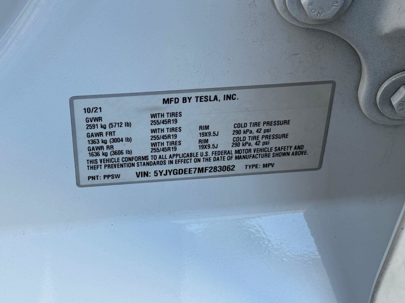 Used 2021 Tesla Model Y Long Range AWD/4WD image 45