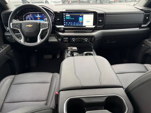 Used 2025 Chevrolet Silverado 1500 LTZ AWD/4WD image 22
