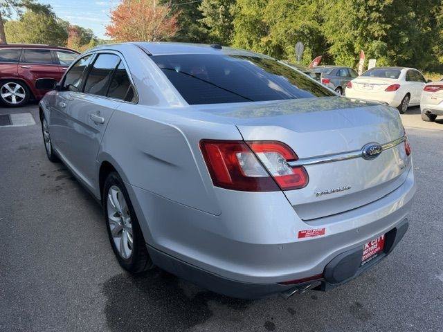 Used 2011 Ford Taurus SEL w/ 201A Rapid Spec Order Code FWD image 7