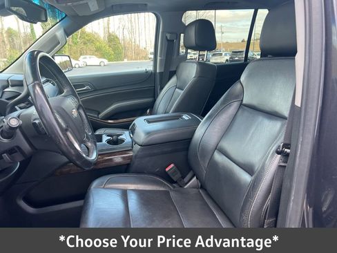 Used 2018 Chevrolet Suburban LT image 46