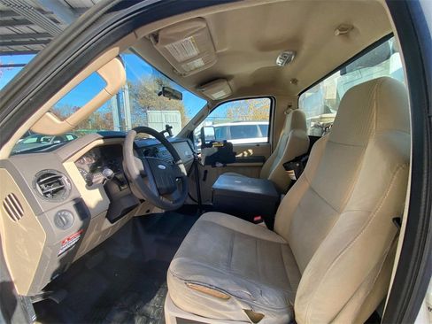 Used 2008 Ford F350 XL image 18