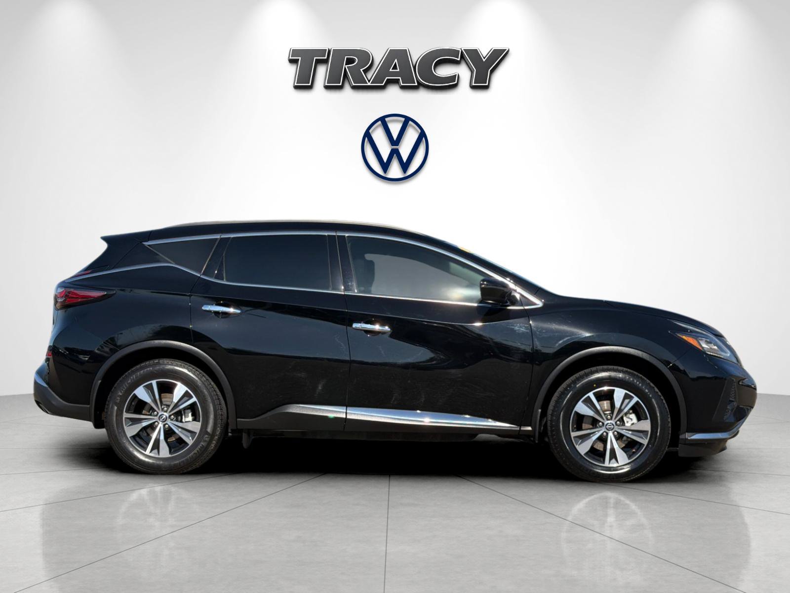 Used 2023 Nissan Murano SV w/ Cargo Package FWD image 3