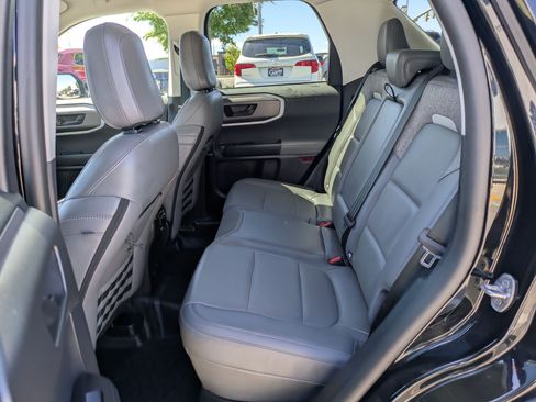 Used 2025 Ford Bronco Sport Badlands AWD/4WD image 29
