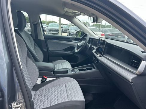 New 2026 Volkswagen Tiguan S FWD image 33