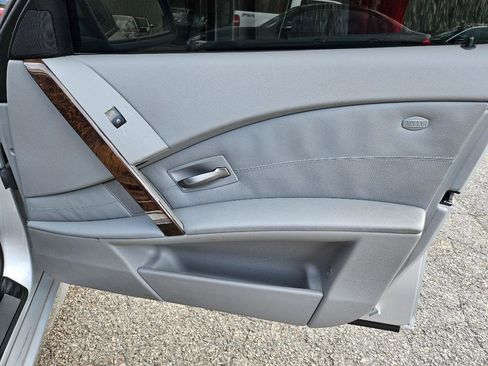 Used 2004 BMW 525i Sedan image 41
