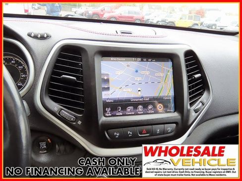 Used 2015 Jeep Cherokee Trailhawk w/ Comfort/Convenience Group image 15