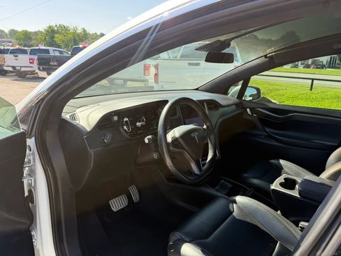 Used 2018 Tesla Model X P100D AWD/4WD image 7