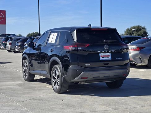 Used 2023 Nissan Rogue SV AWD/4WD image 4
