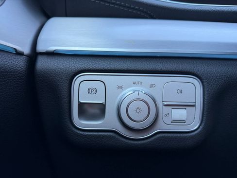 Used 2024 Mercedes-Benz GLS 450 4MATIC image 24