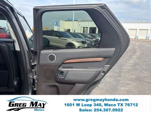 Used 2018 Land Rover Discovery SE AWD/4WD image 27