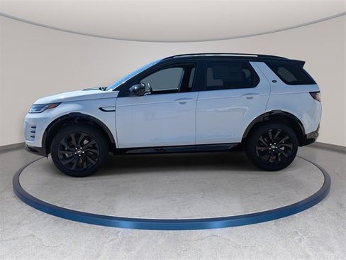 New 2025 Land Rover Discovery Sport Dynamic SE image 2