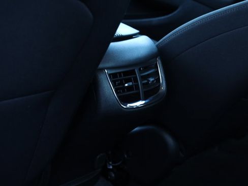 Used 2023 Chevrolet Malibu LT image 14